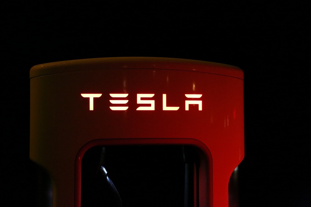 Tesla-identifies-two-former-employees-culprit-may-data-breach