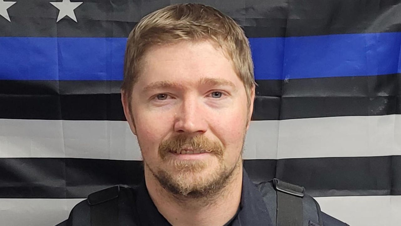 Officer Shot Dead In Iowa While Attempting To Make An Arrest: Minnesota Authorities Catch The Suspect