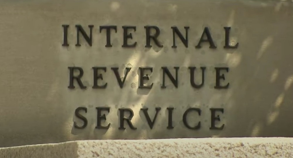 irs-announces-reduced-audit-focus-on-lower-income-taxpayers-policy-shift-and-implications